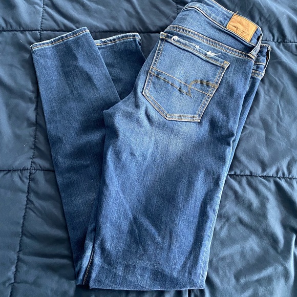 American Eagle Stretchy Skinny Jeans - Picture 2 of 3